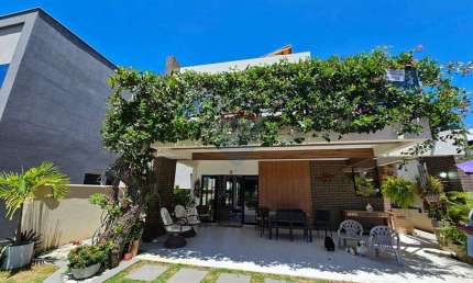 Casa de Alto Padrão na Praia de Pirangi – Condomínio Vila Maria