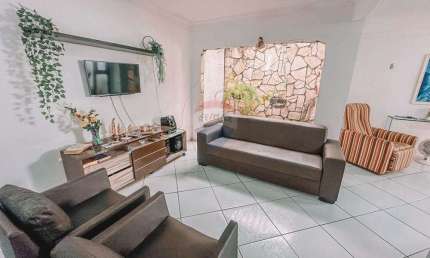 Casa com 5 quartos à venda no Lagoa Nova, Natal 