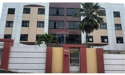 Apartamento com 3 quartos para alugar na Rua Neuza Farache, 1946, Capim Macio, Natal
