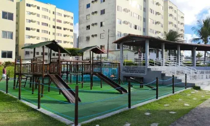 Alugo no Condomínio Plaza, com 3 quartos, sendo 1 suíte. Nova Parnamirim-RN