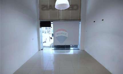 Loja Comercial com 80m² + Mezanino de 30m² na Av. Prudente de Morais – Ponto Estratégico em Candelária