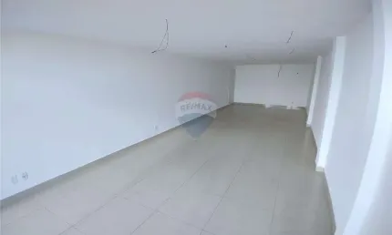Loja Comercial de 40m² para Locação na Av. Jaguarari – Ponto Estratégico em Lagoa Nova