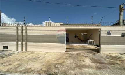 vendo Casa 2 quartos, sendo 1 suíte, bairro Nova Esperança - Parnamirim/RN