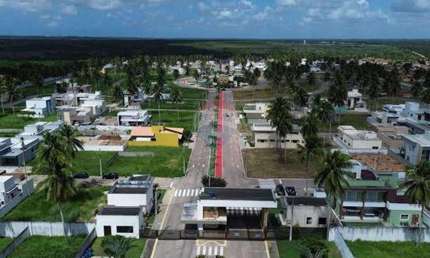 'Terreno dos Sonhos em Parnamirim: 240m² Perfeito!'