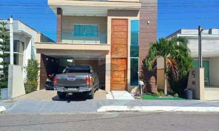 Casa Duplex, com 5 quartos,  à Venda no Condomínio Central Park I – Parque das Nações, Parnamirim/RN