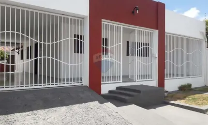 Casa com 3 quartos para alugar no Ponta Negra, Natal 