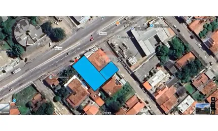 Oportunidade Única: Terreno Comercial no Coração da João Medeiros Filho