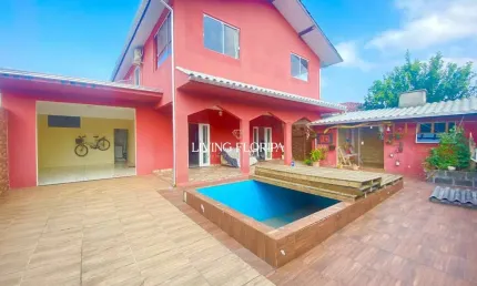 Casa com 3 quartos à venda na Rua Fidélis Govoni, 390, Campeche, Florianópolis por R$ 1.300.000