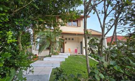 Casa com 3 quartos à venda na Afonso Fortkamp, 85, Armação do Pântano do Sul, Florianópolis por R$ 2.280.000
