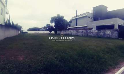Terreno em condomínio fechado à venda na Rodovia Aparício Ramos Cordeiro, 180, Campeche, Florianópolis por R$ 1.450.000