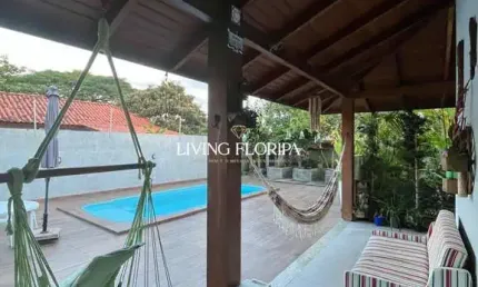Casa com 4 quartos à venda na Servidão dos Artistas, 223, Rio Tavares, Florianópolis por R$ 2.994.000