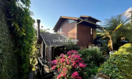 Casa com 6 quartos à venda na Rua Folhas Verdes, 200, Córrego Grande, Florianópolis por R$ 1.950.000