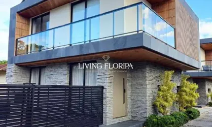 Casa com 3 quartos à venda na Rua Laureano, 640, Campeche, Florianópolis por R$ 1.680.000