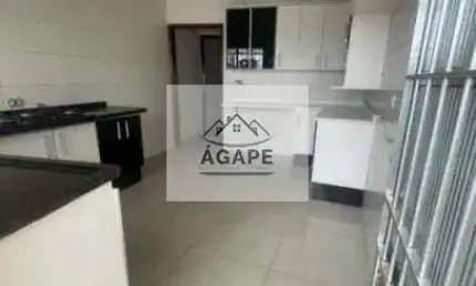 Linda casa 5 Cômodos em Parque Pinheiros  -  Taboão da Serra
