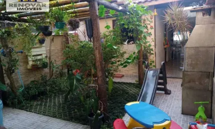 Linda casa de rua no Jardim São Pedro Cesar Mogi das Cruzes SP