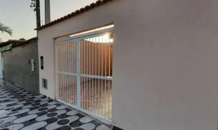 Casa com 2 dormitórios à venda, 98 m² por R$ 320.000,00 - Balneario Martinez - Mongaguá/SP