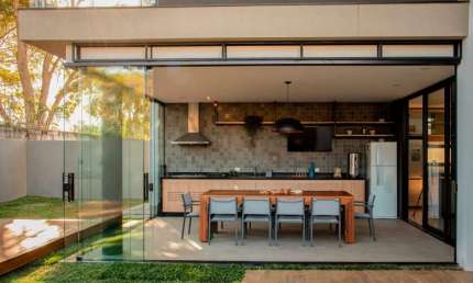 Sobrado com 4 dormitórios à venda, 380 m² por R$ 4.500.000,00 - Jardim do Golfe - São José dos Campos/SP