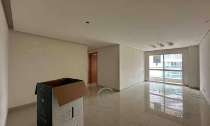 Apartamento com 3 dormitórios à venda, 106 m² por R$ 790.000,00 - Urbanova - São José dos Campos/SP