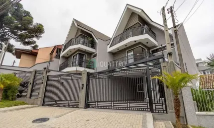 Casa com 3 quartos à venda na Joao Tschannrl, 254, Vista Alegre, Curitiba por R$ 1.990.000