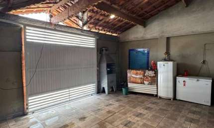 Casa 02 Dormitórios Piscina Financia Samambaia - R$ 355.000