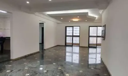 Ótimo Apartamento com 5 Dormitórios com Linda Vista para a Praia