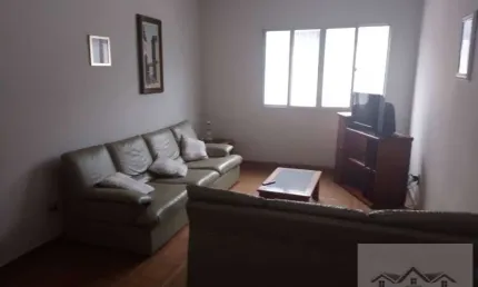 1 dormitório grande na av. marechal mallet - canto do forte