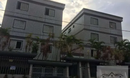 Apartamento de 1 dormitório com 45m² e 1 vaga de garagem no boqueirão