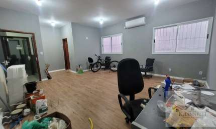 Sala Comercial na Aviação, Recém Reformada na Av. Pres. Kennedy