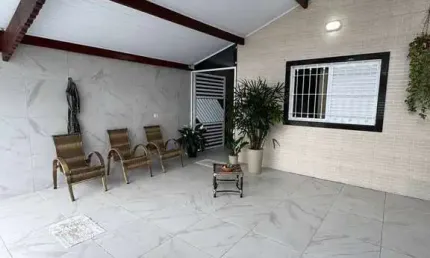 Linda e Espetacular Balneário Maracanã Casa 2 Dormitórios fino Acabamento!
