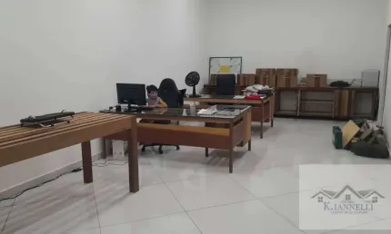 Salão Comercial Vaga de Garagem . Solemar Praia Grande SP .