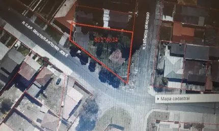 Terreno à venda na Rua Vicente Geronasso, Xaxim, Curitiba