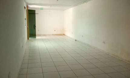 Sala comercial com 1 sala à venda no Pitangueiras, Lauro de Freitas , 90 m2 por R$ 280.000
