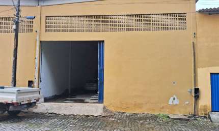 Barracão / Galpão / Depósito para alugar no Cascalheira, Camaçari  por R$ 4.500