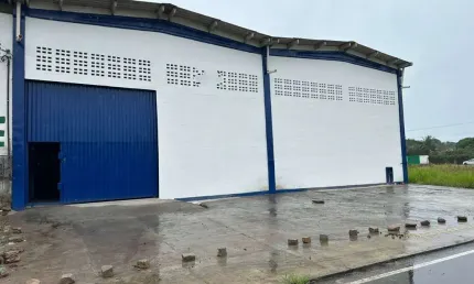 Barracão / Galpão / Depósito para alugar no Cascalheira, Camaçari  por R$ 6.000