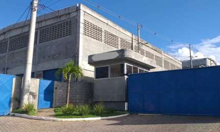Barracão / Galpão / Depósito para alugar em Caji, Lauro de Freitas , 180 m2 por R$ 3.500