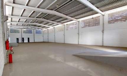 Barracão / Galpão / Depósito com 2 salas para alugar no Pitangueiras, Lauro de Freitas 