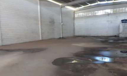 Barracão / Galpão / Depósito para alugar no Parafuso, Camaçari , 600 m2 por R$ 11.400
