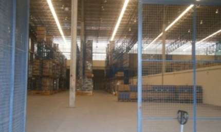 Barracão / Galpão / Depósito para alugar no Polo Industrial, Camaçari , 9200 m2 por R$ 165.600