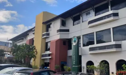 Ponto comercial com 1 sala à venda no Vilas do Atlantico, Lauro de Freitas  por R$ 130.000
