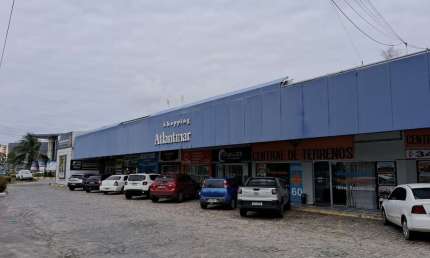 Ponto comercial à venda no Estrada do Coco, Lauro de Freitas  por R$ 200.000