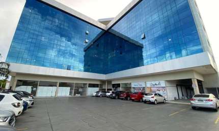 Ponto comercial com 1 sala para alugar no Buraquinho, Lauro de Freitas , 32 m2 por R$ 3.500