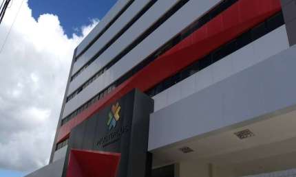 Ponto comercial com 1 sala para alugar no Pitangueiras, Lauro de Freitas , 25 m2 por R$ 3.000
