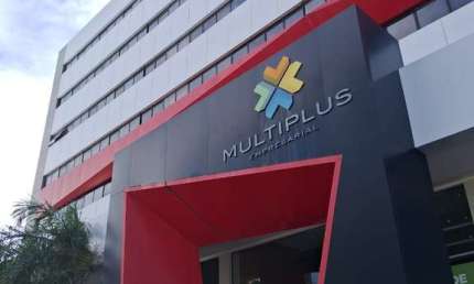 Ponto comercial com 1 sala para alugar no Pitangueiras, Lauro de Freitas  por R$ 3.000