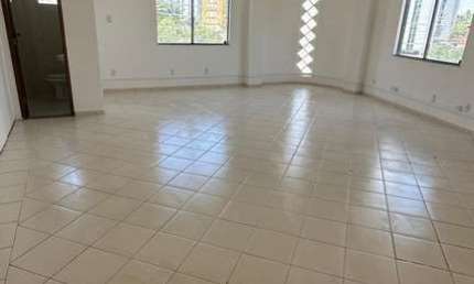 Sala comercial para alugar no Centro, Lauro de Freitas  por R$ 4.500