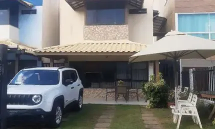 Casa em condomínio fechado com 3 quartos à venda no Stella Maris, Salvador  por R$ 730.000