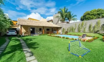 Casa com 3 quartos à venda no Estrada do Coco, Lauro de Freitas  por R$ 1.500.000