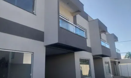 Casa em condomínio fechado com 3 quartos à venda na rua marília tereza dos santos, 76, ipitanga, lauro de freitas por r$ 450.000