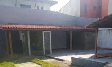 Casa comercial com 1 sala à venda no Vilas do Atlantico, Lauro de Freitas  por R$ 1.450.000