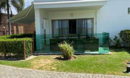 Casa em condomínio fechado com 3 quartos à venda na Praia do Forte, Mata de São João , 127 m2 por R$ 1.200.000