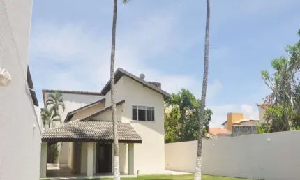 Casa com 5 quartos à venda na rua viviane vieira pedreira, ipitanga, lauro de freitas por r$ 900.000